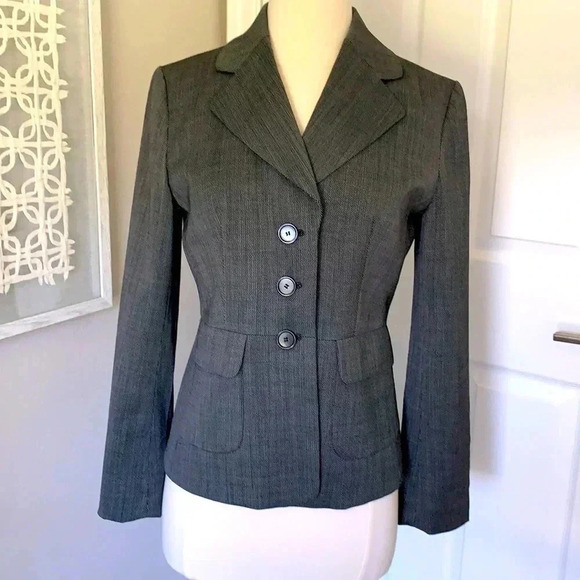 Ann Taylor Gray/ Black Blazer size 2 - Picture 1 of 9